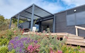 Onewhero Country Cabin